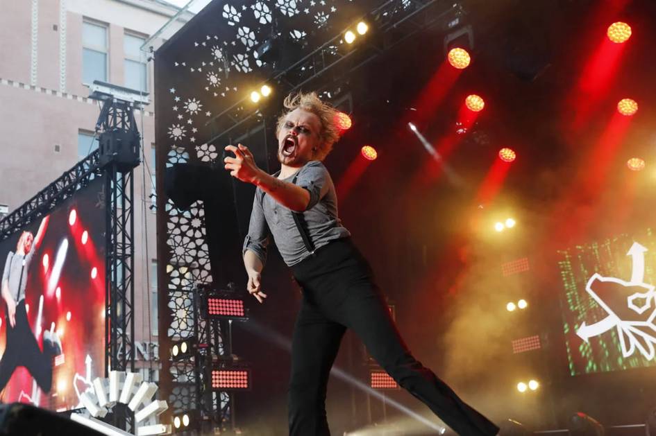 Finlyandiyalik yigit xayoliy gitara chalish bo‘yicha jahon chempioni bo‘ldi (video)